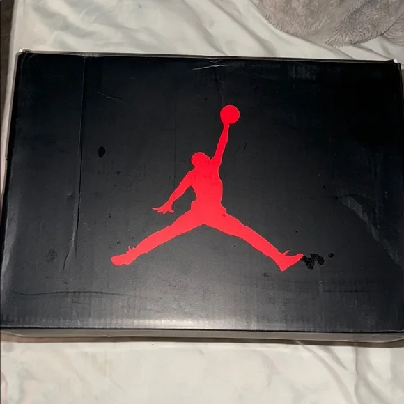 EARLY RELEASE 09/13/25 BLACK tongue fire red Jordan 5s Basketball aj 5 sneakers